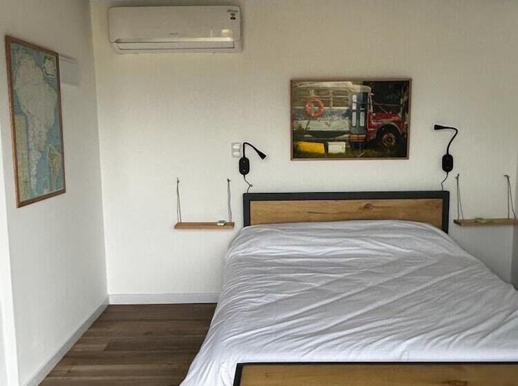 住宿加早餐  Hoxhohl Travel Lodge