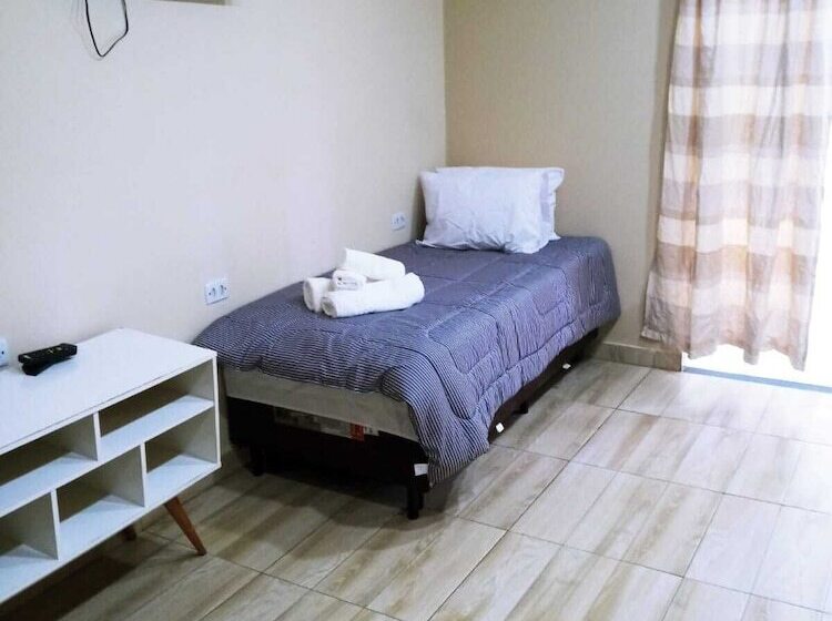 住宿加早餐 Sabatico Beach House