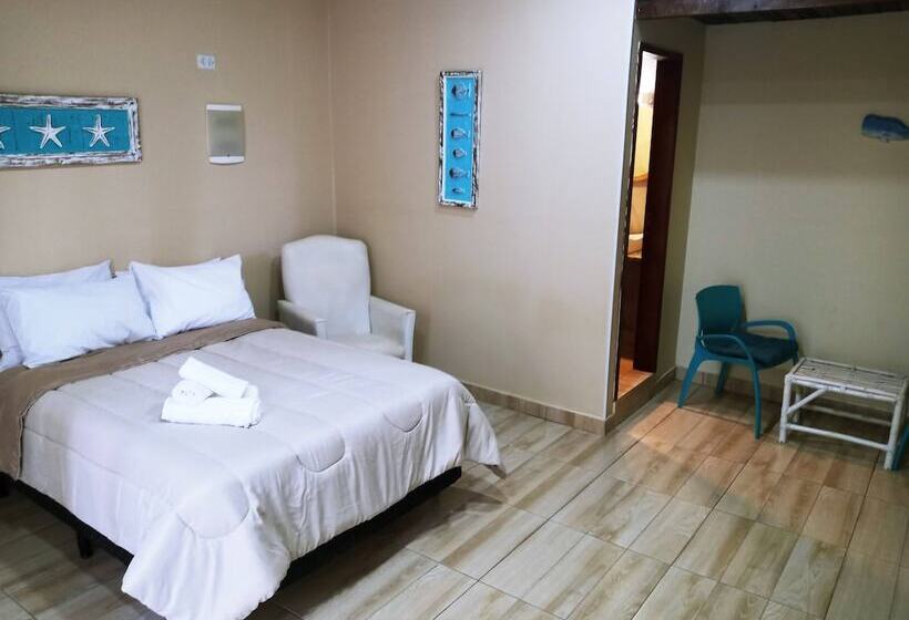 住宿加早餐 Sabatico Beach House