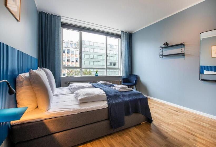 The Lakes Apartments By Daniel&jacob S