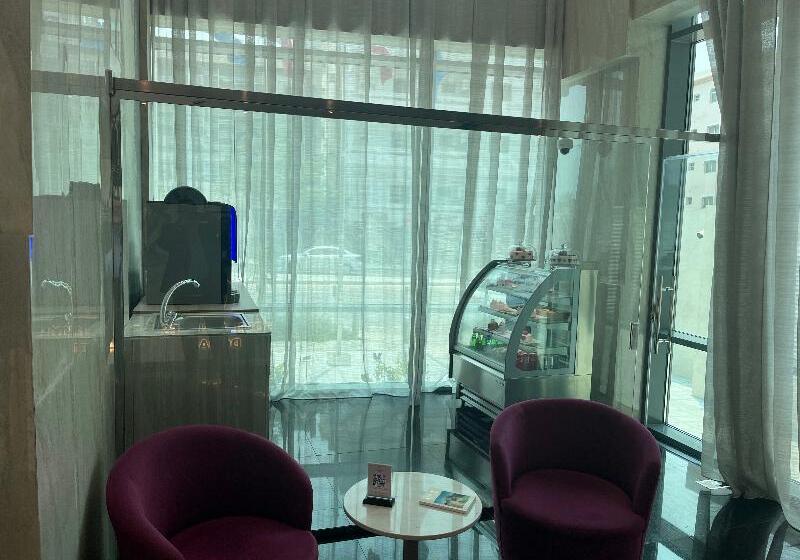 C   Hotel And Suites Doha