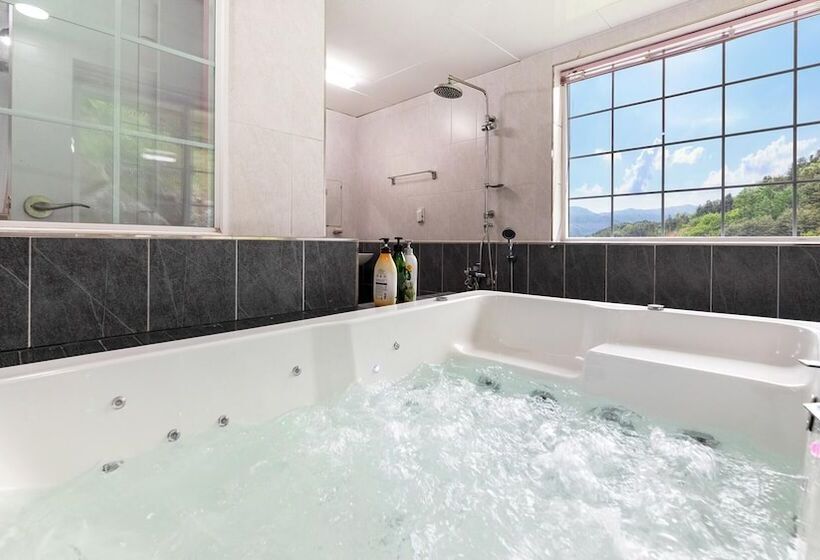 Gapyeong Citrine Pension