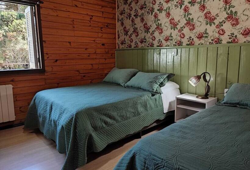 簡易ホテル Chalés Corucacas