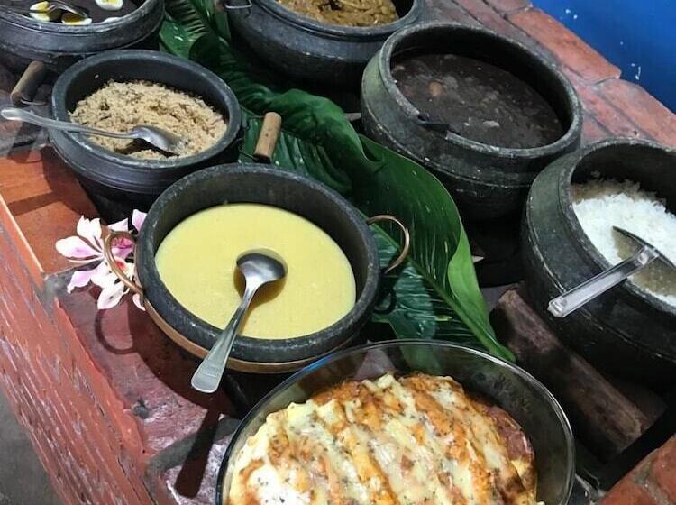 簡易ホテル Pousada Pedra De Paraibuna