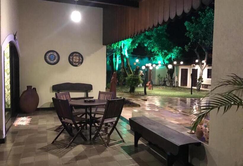 فندق فئة نجمة واحدة Suites Bouganville