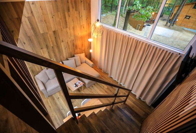 فندق Bizon Village