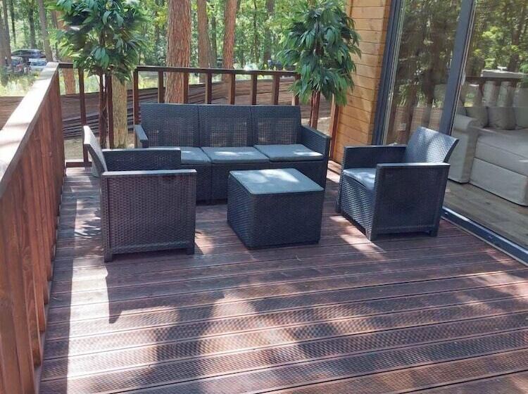 فندق Bizon Village