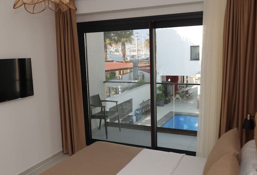 Blue Point Hotel Yalikavak