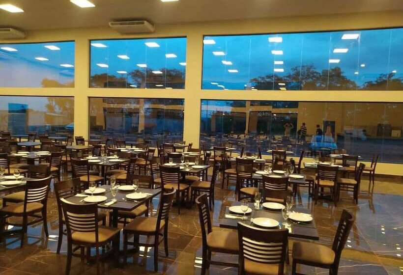 فندق Cerrado Plaza