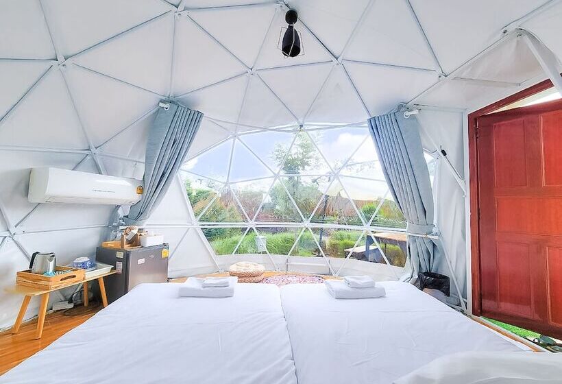ホテル Glamping Hill Khaoyai