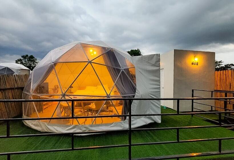 ホテル Glamping Hill Khaoyai