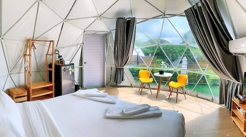 ホテル Glamping Hill Khaoyai