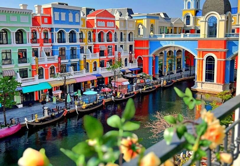 هتل Hanz Zen Riverfront Powermia