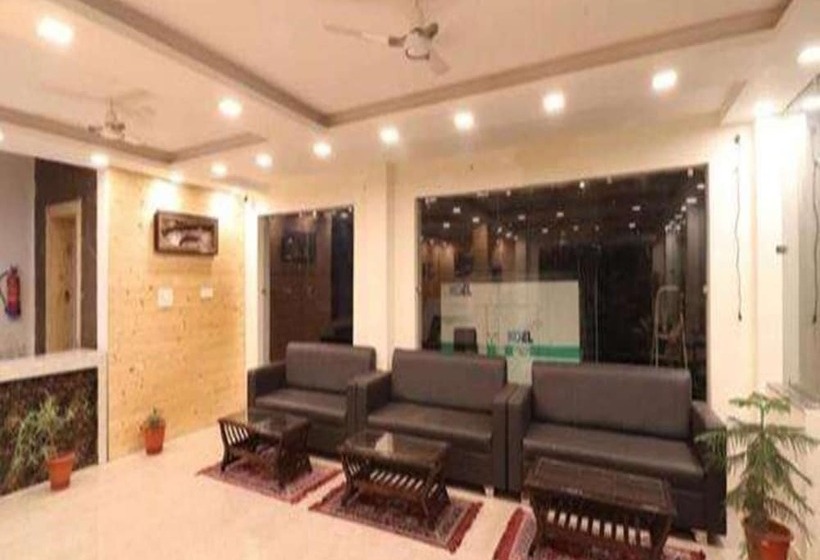 酒店 Jungle Resort By Fab