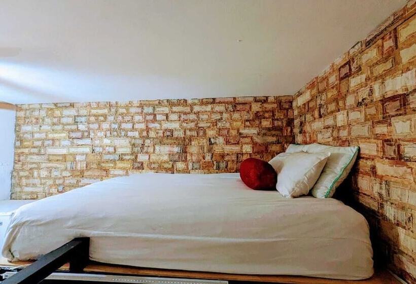 בית מלון כפרי La Adornada