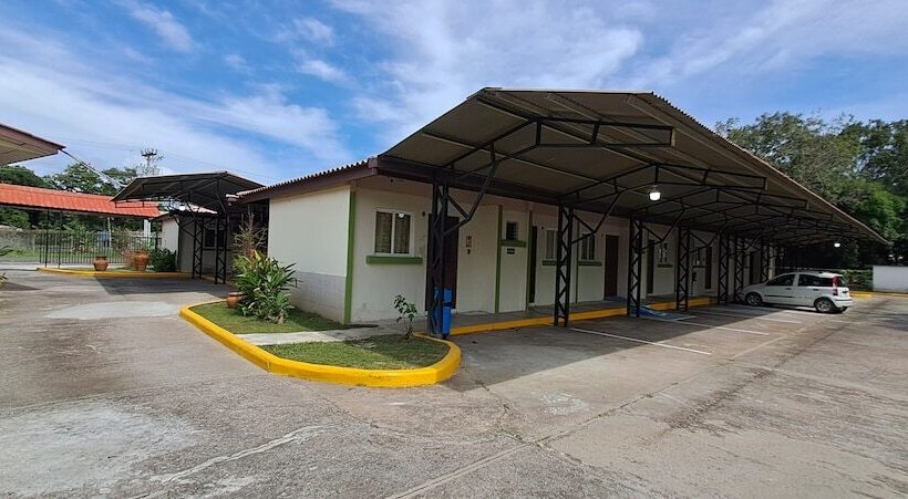 فندق Mi Casa Asi De Grande