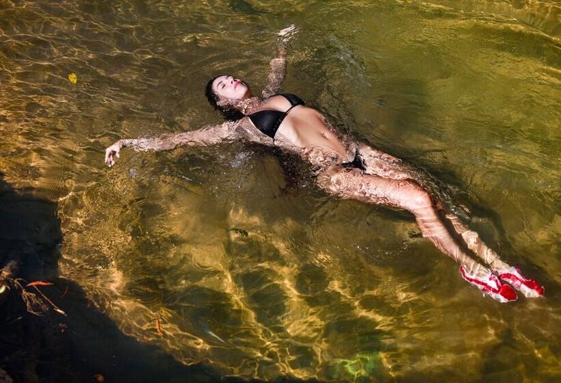 فندق Paraíso Escondido Cabañas, Reserva Rio Claro, San Luis Doradal