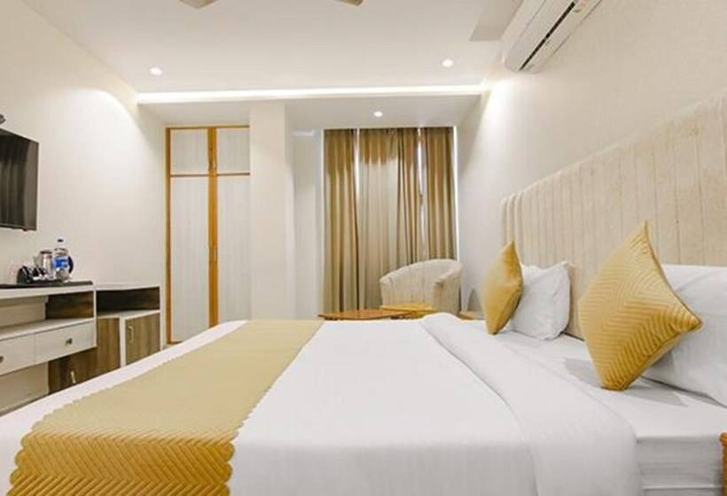 Fabhotel Prime The Eminence