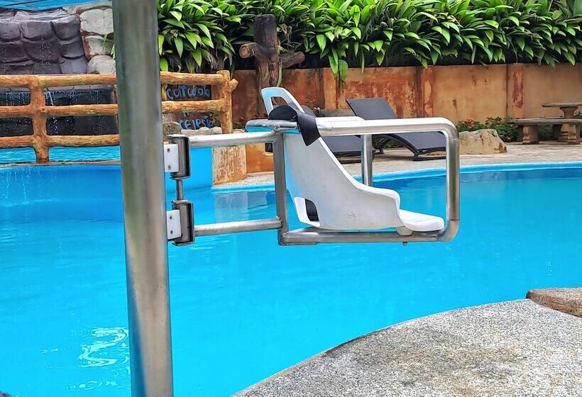 فندق Rio Celeste To Know