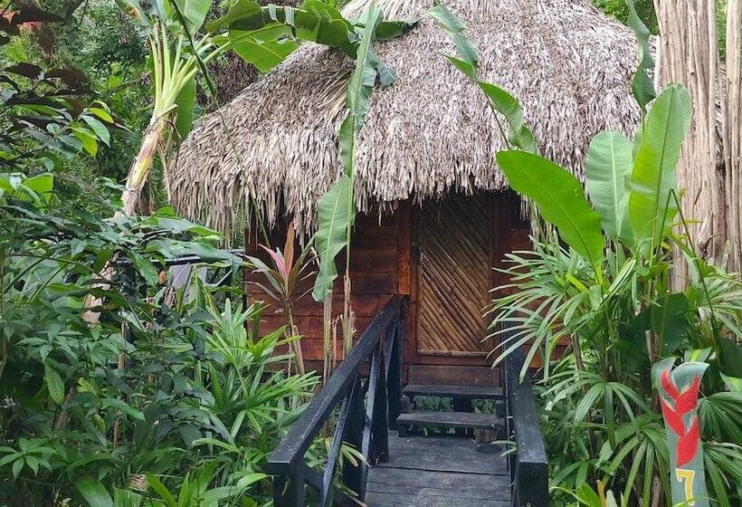 فندق Samana Tropical Village