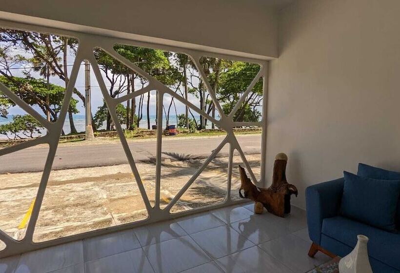 בית מלון כפרי Skylight Suites Restaurant Bar