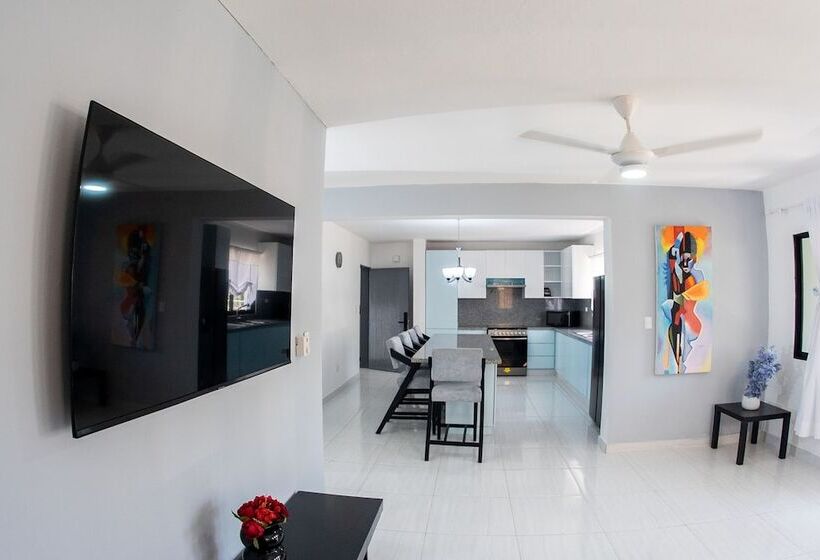 בית מלון כפרי Skylight Suites Restaurant Bar