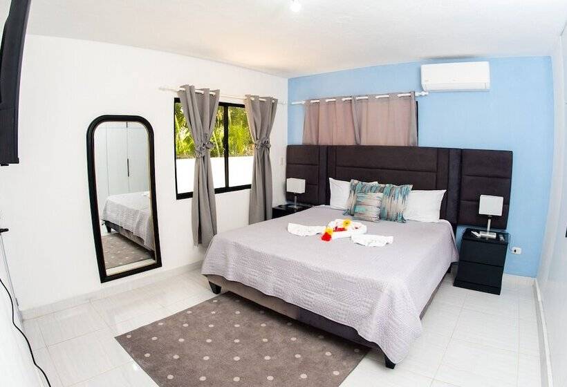 בית מלון כפרי Skylight Suites Restaurant Bar