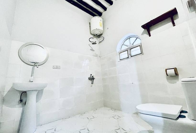 فندق Stonehouse Beach Jambiani