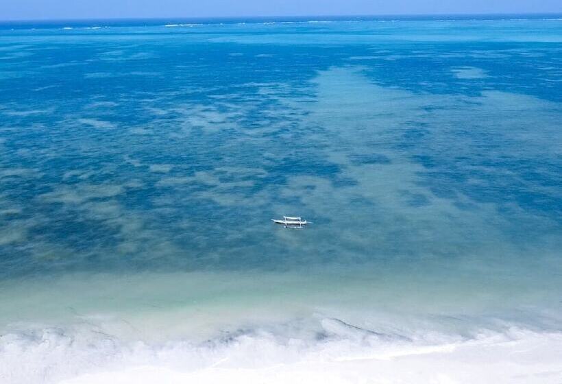 ホテル Stonehouse Beach Jambiani