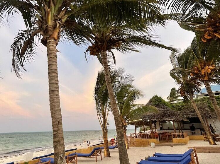 ホテル Stonehouse Beach Jambiani