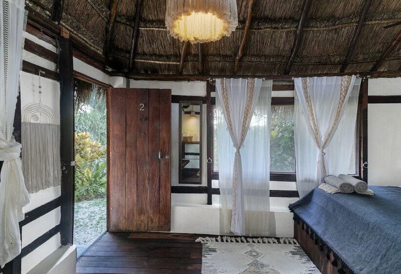 فندق Villa Santuario Lake Front Oasis