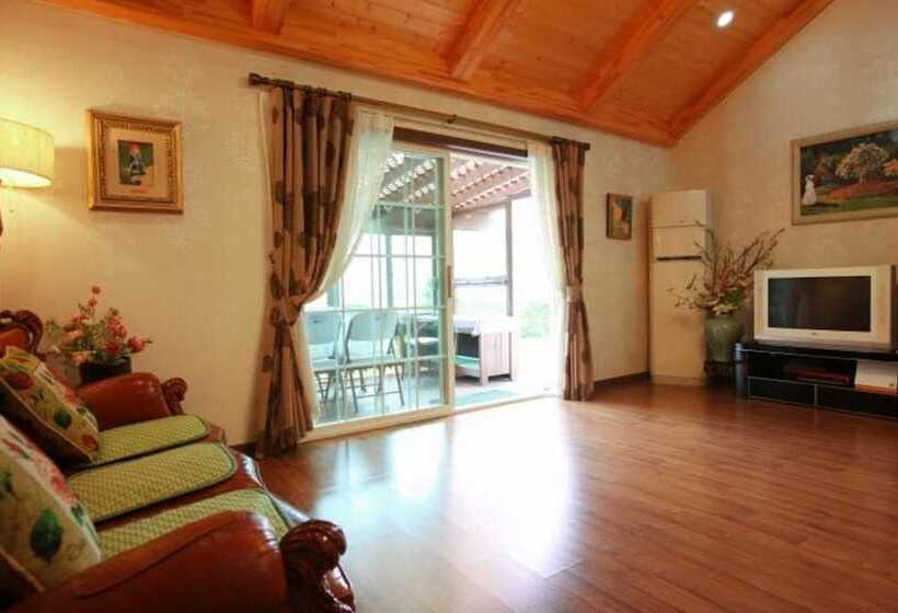 Hotel Yongin Neutinamu Pension