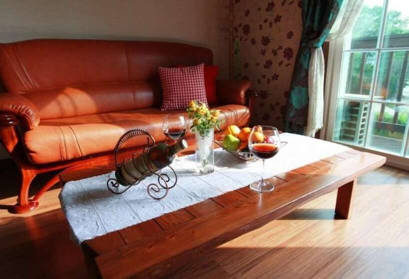 Hotel Yongin Neutinamu Pension