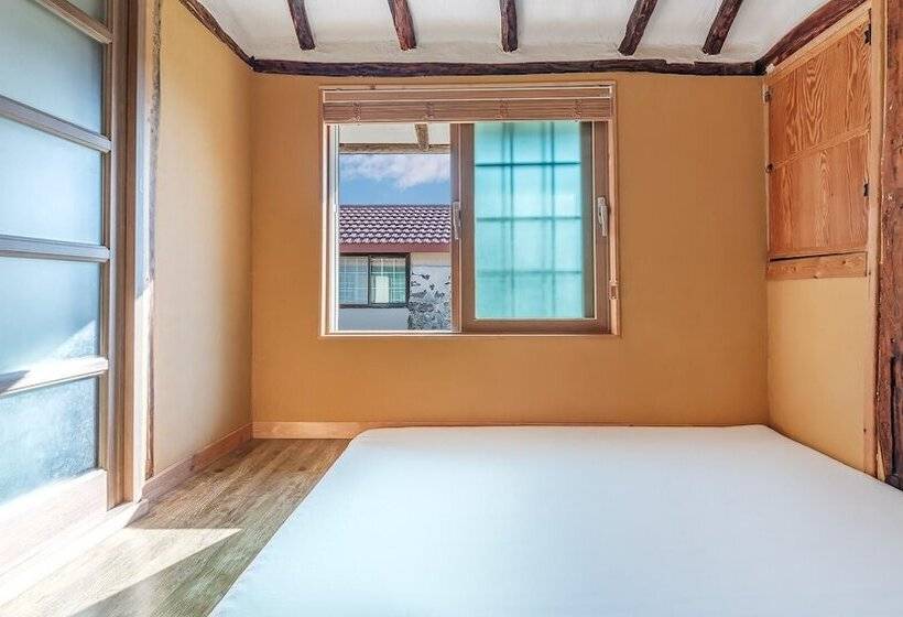 Jeju Motungedoljib Dogchaepension