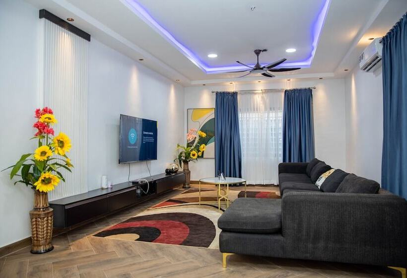 Js Way Apartments And Executive