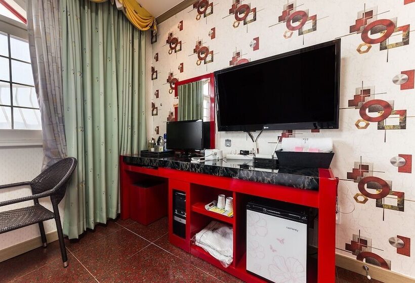 מוטל Cheongpyeong Jijunghae