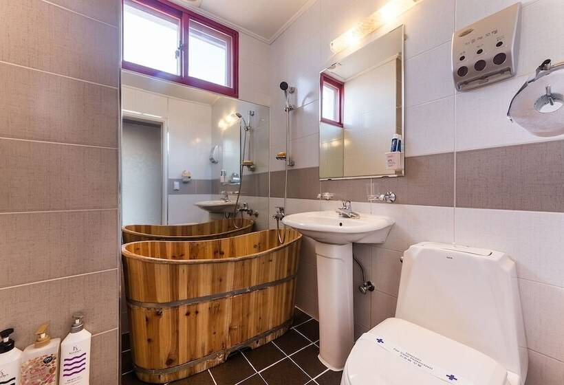 מוטל Cheongpyeong Jijunghae