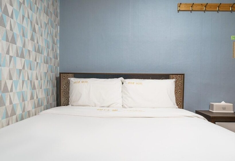 모텔 Gangneung Bada