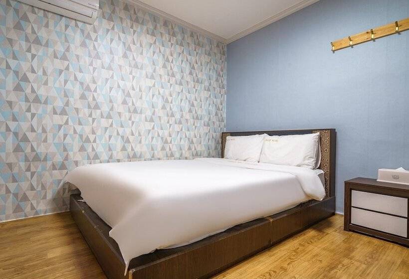 모텔 Gangneung Bada