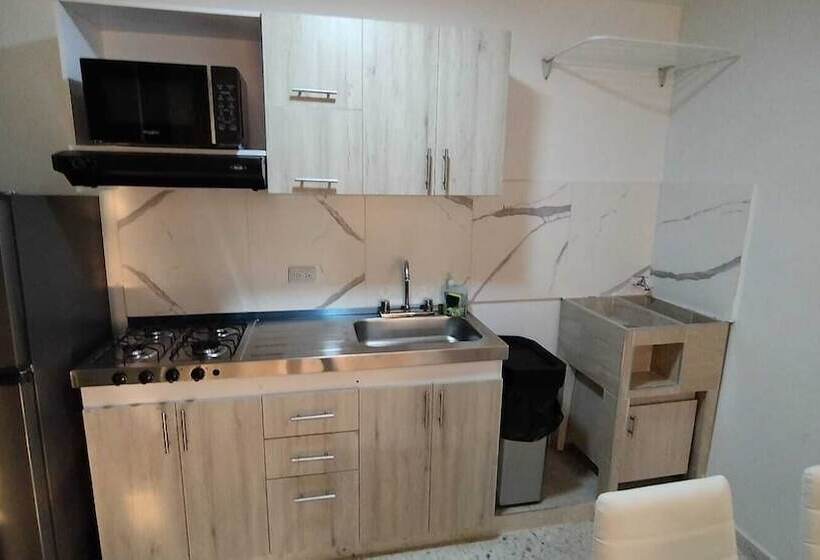 Park 66 Apartaestudios