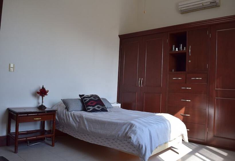 펜션 Casa Compartida En Chipinque