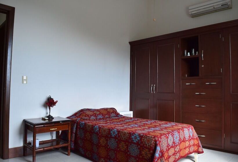 펜션 Casa Compartida En Chipinque