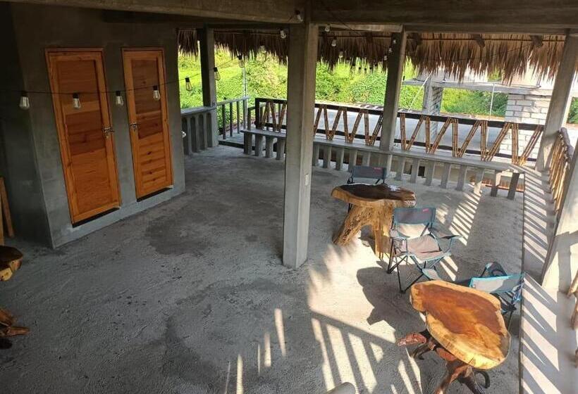 פנסיון Casa Nayeeche, Hospedaje & Dive Center