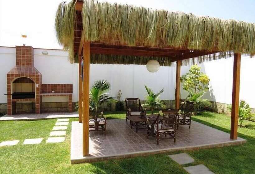 پانسیون Costa Esmeralda