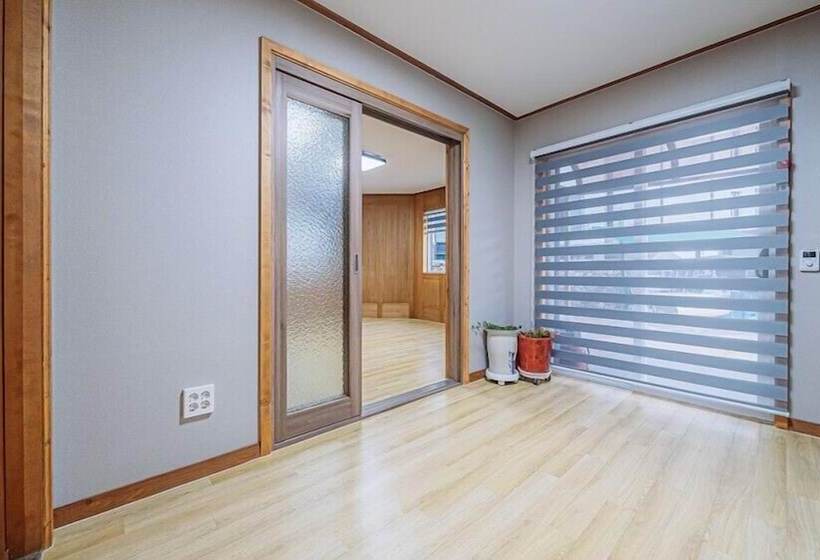 Pensão Count Star Night