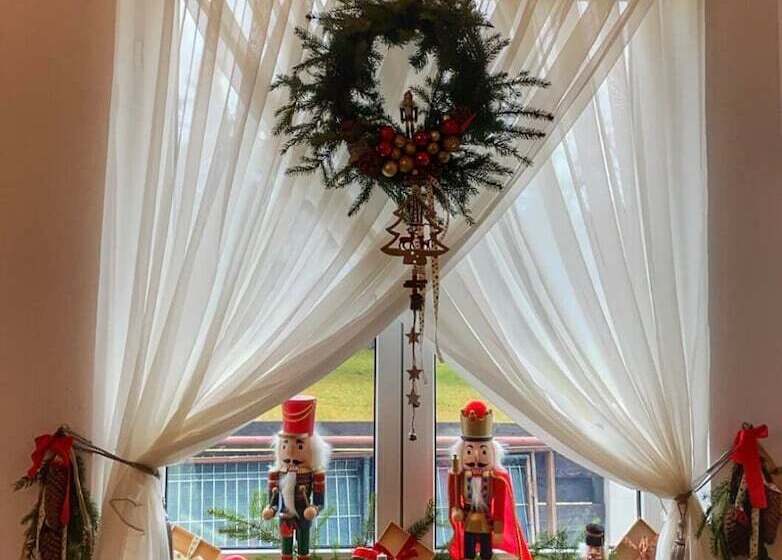 بنسيون Eden By The Mountain