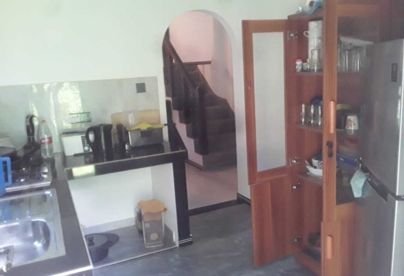 פנסיון Hendy Bungalow