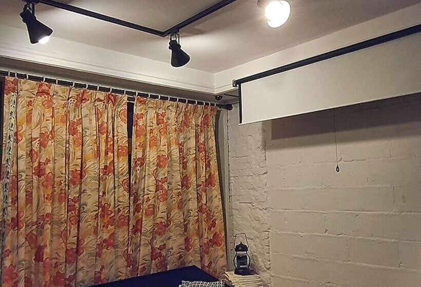 Пансион Jeju Airport First Night Guesthouse