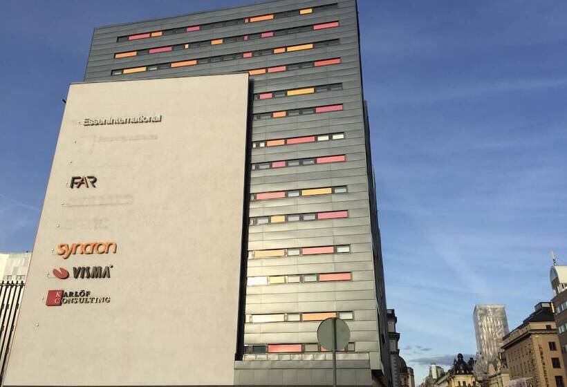 بنسيون Northern Stockholm City Guesthouse