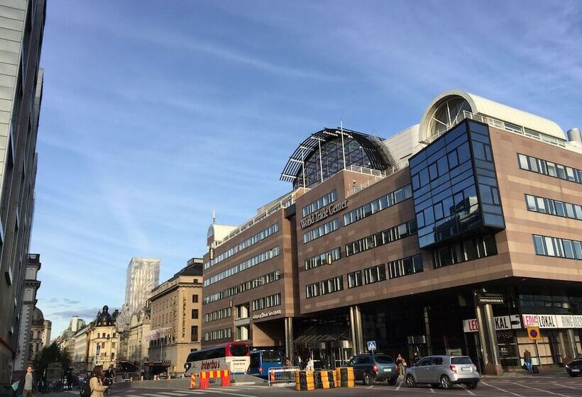 بنسيون Northern Stockholm City Guesthouse